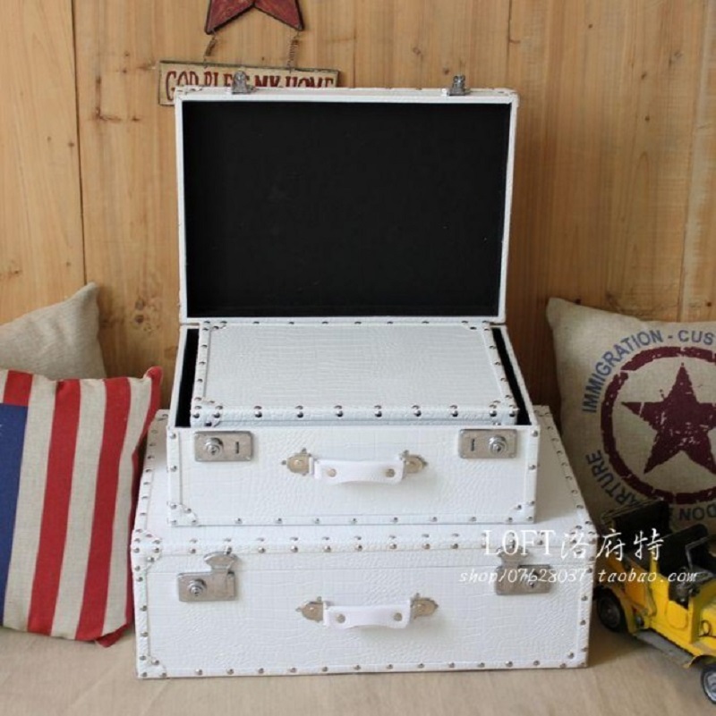 Crocodile Leather Pattern Trav - Retro Vintage Trunk Suitcase review and price